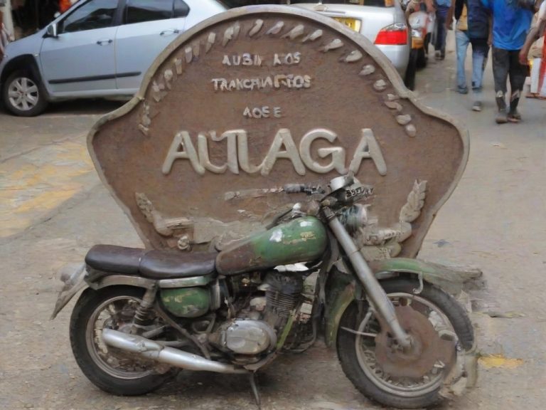 Comparação: Comprar Moto Financiada vs Consórcio